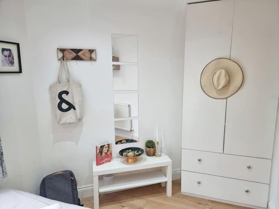 Casa vacanze 4bed 3bath 8min To Bridge Londra