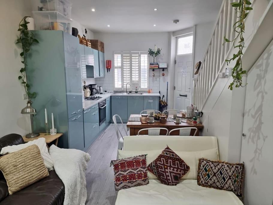 4bed 3bath 8min To Bridge Casa vacanze