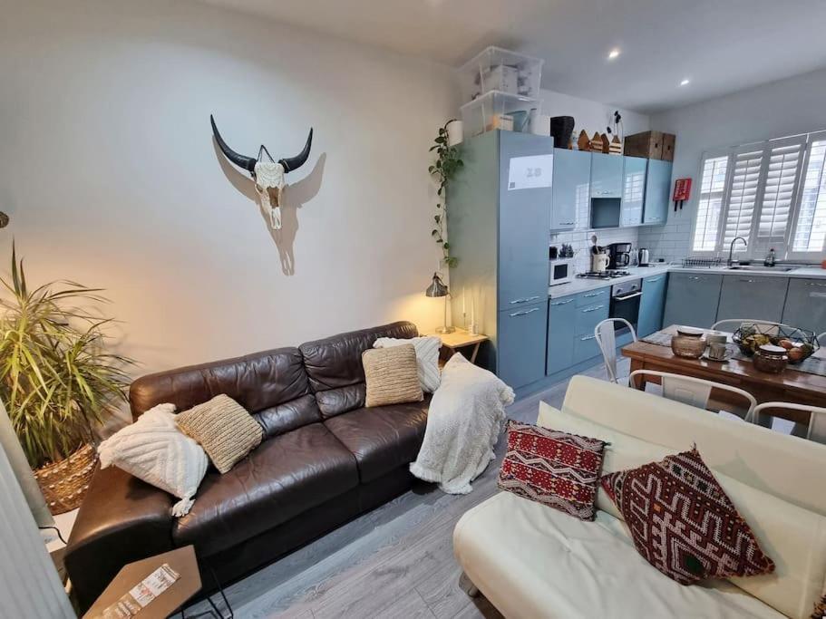 Casa vacanze 4bed 3bath 8min To Bridge *