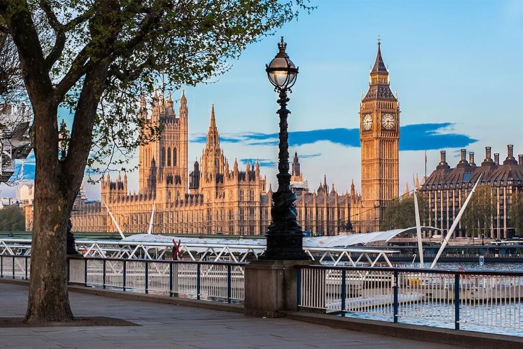 4bed 3bath 8min To Bridge Londra