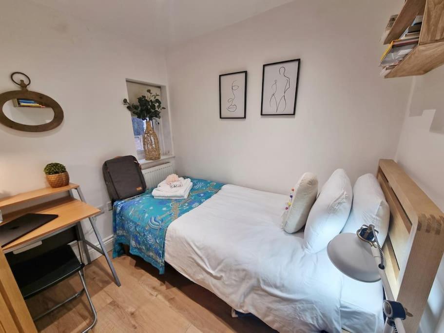 4bed 3bath 8min To Bridge